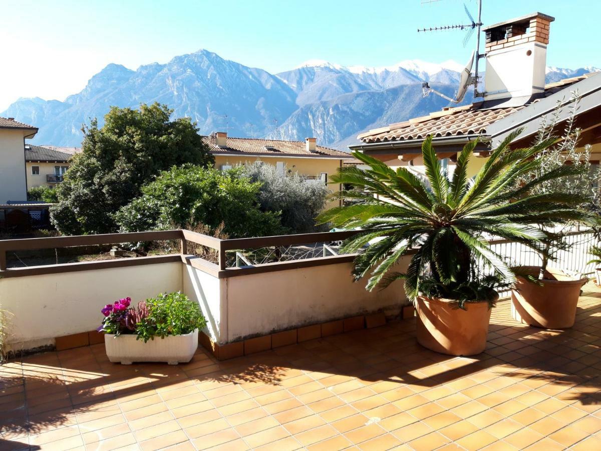 Appartamento La Terrazza Arco Buitenkant foto